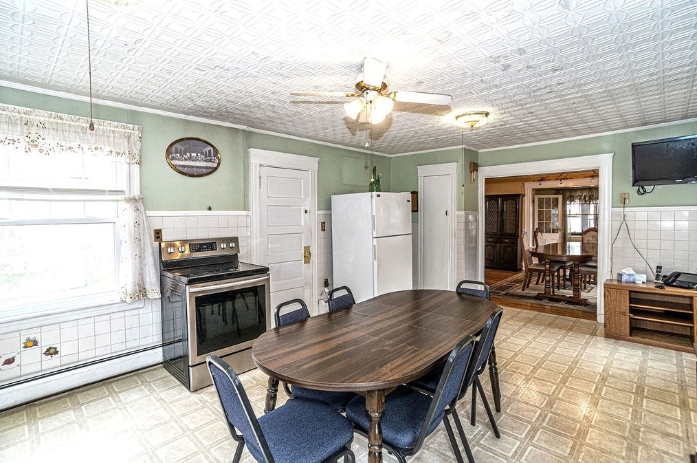 25 Jordan St, Haverhill MA 01830-6520 exterior