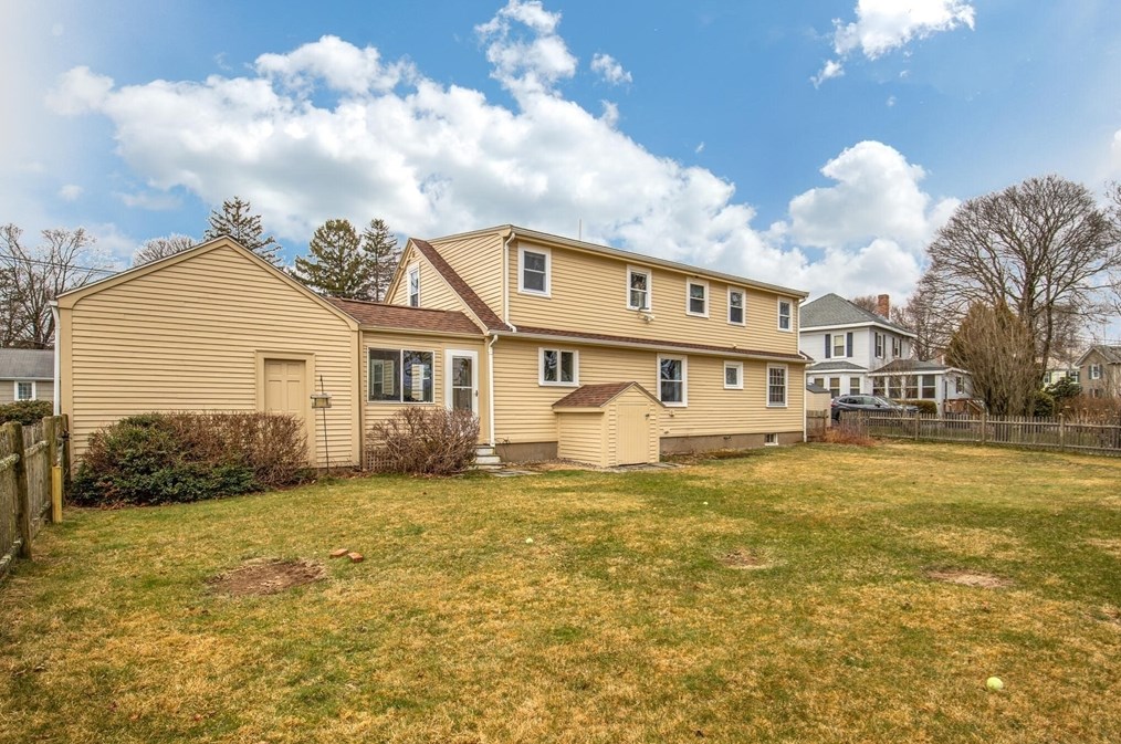 127 New Balch St, Beverly Farms, MA 01915