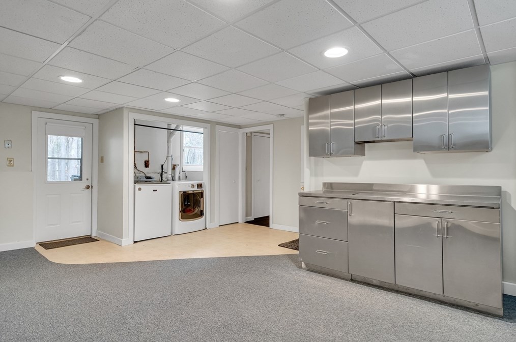 6 Karl Dr, Billerica MA  01862-1249 exterior