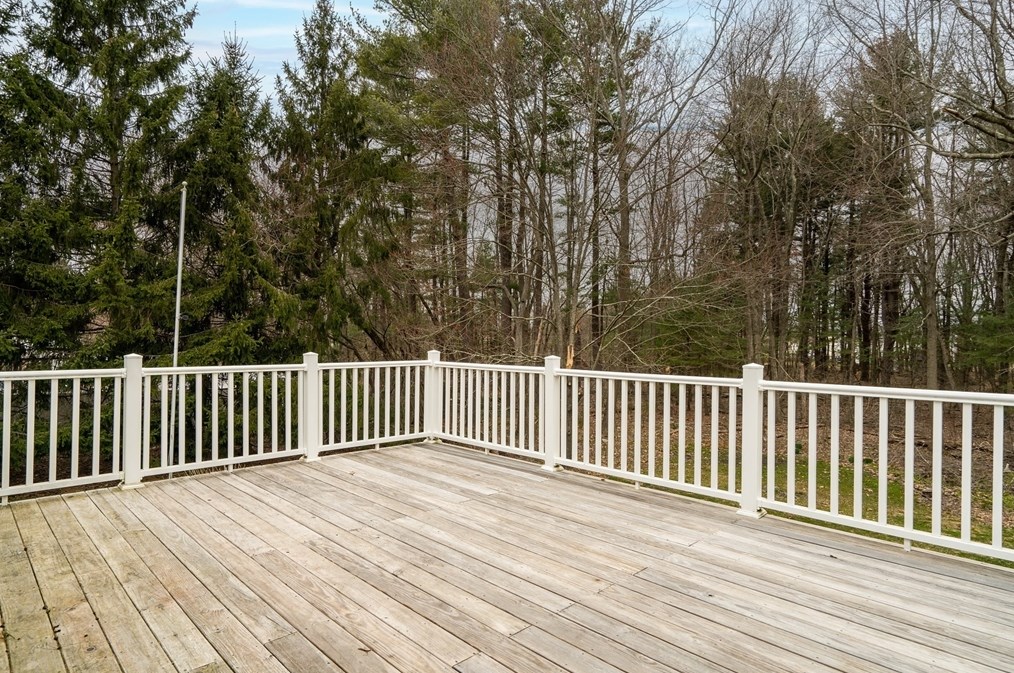 6 Karl Dr, Billerica MA  01862-1249 exterior