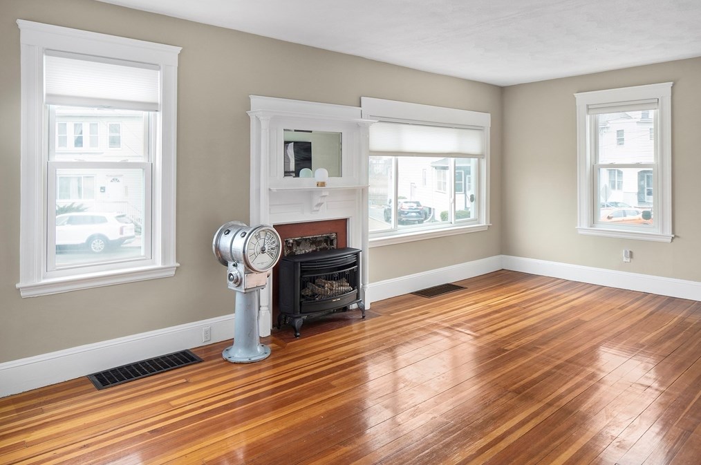 59 Lewis Ave, Winthrop MA  02152-1772 exterior