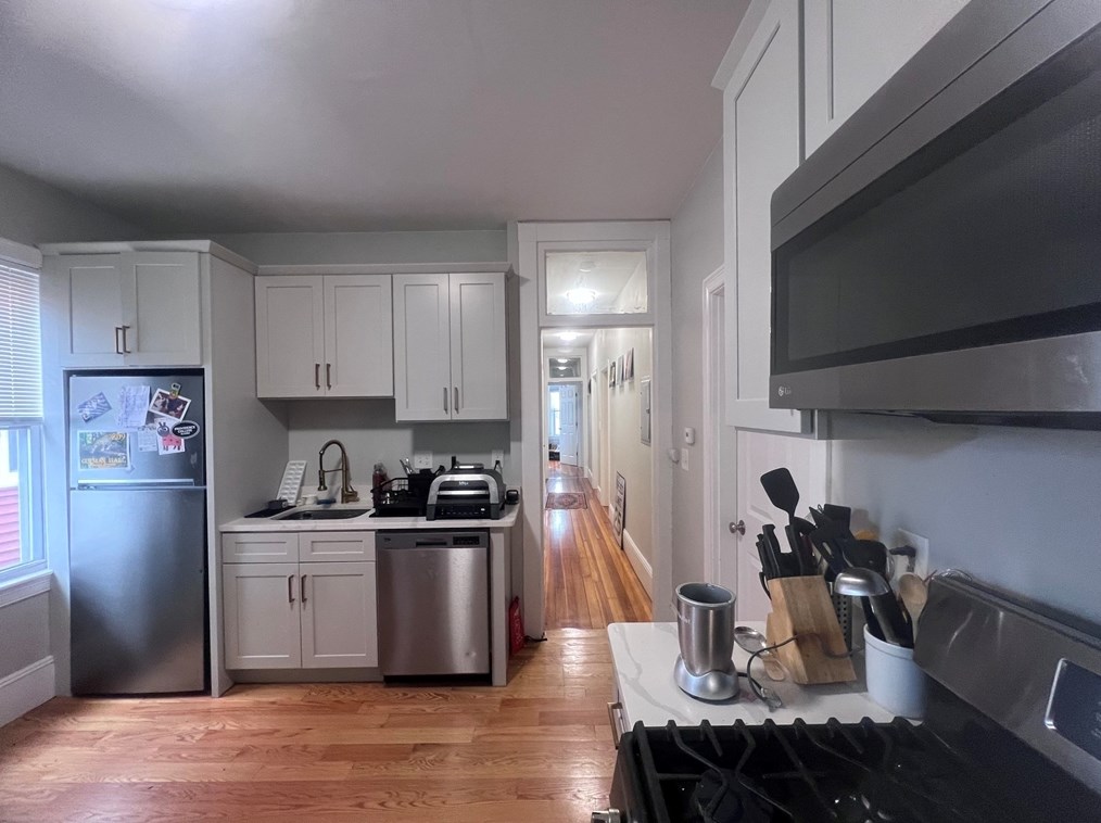 247 L St, Roxbury Xing, MA 02127 exterior