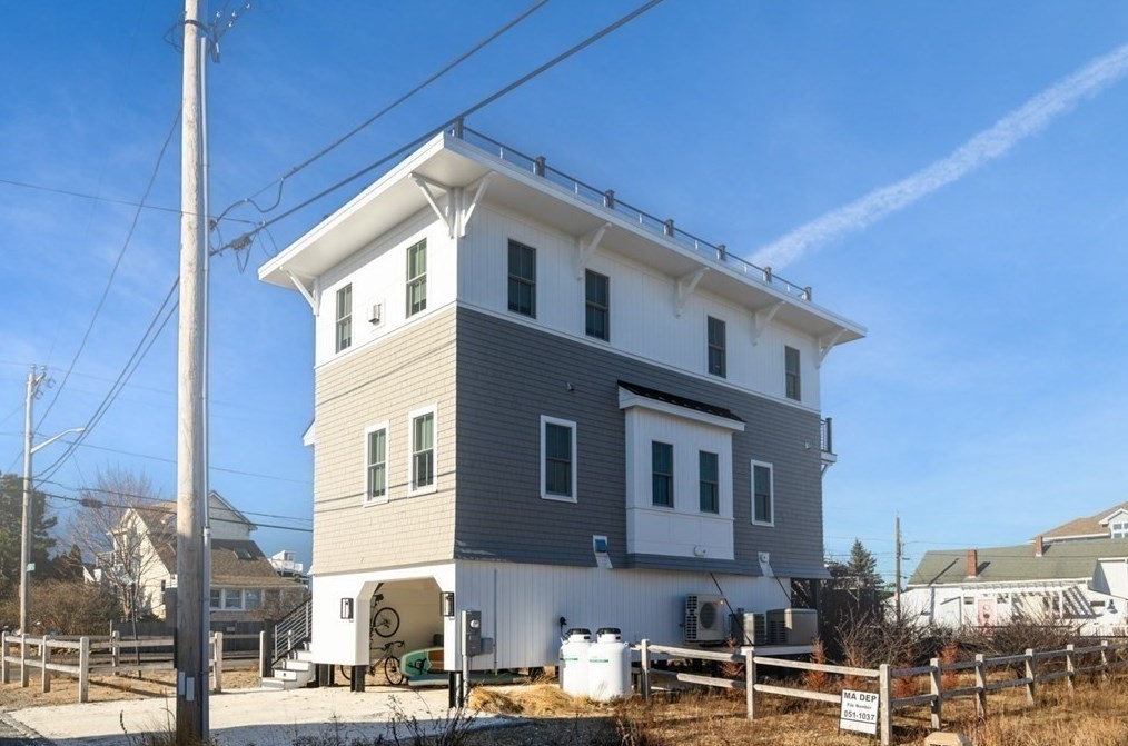 192 Northern Blvd, Newbury, MA 01950