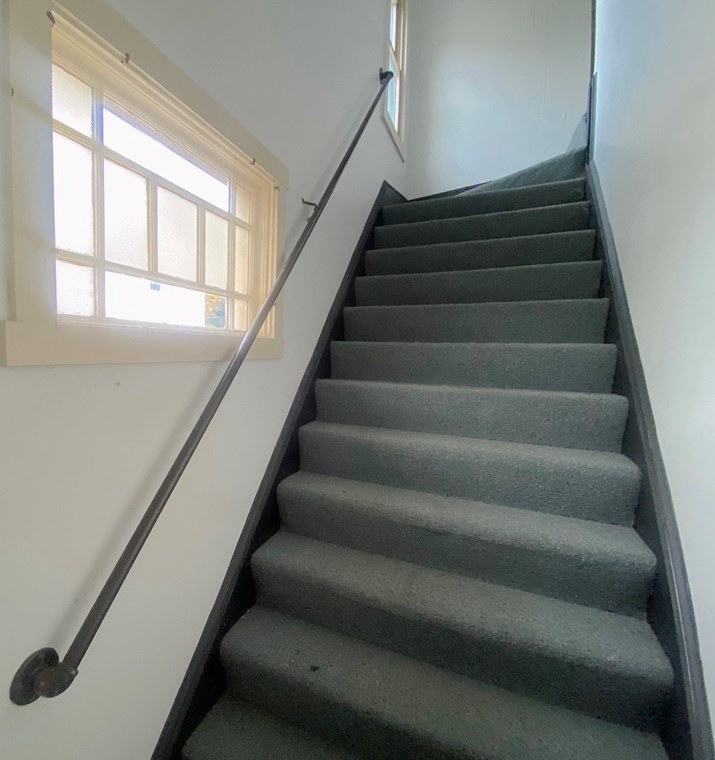 74 Lakewood St, Worcester MA  01603-2069 exterior