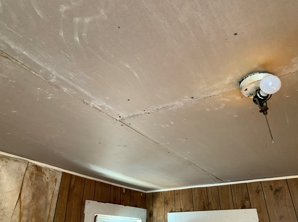 307 Colburn St, Dedham MA 02026-2331 exterior