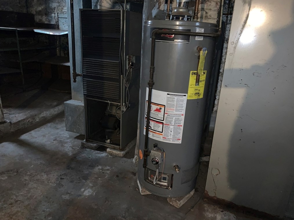 307 Colburn St, Dedham MA 02026-2331 exterior