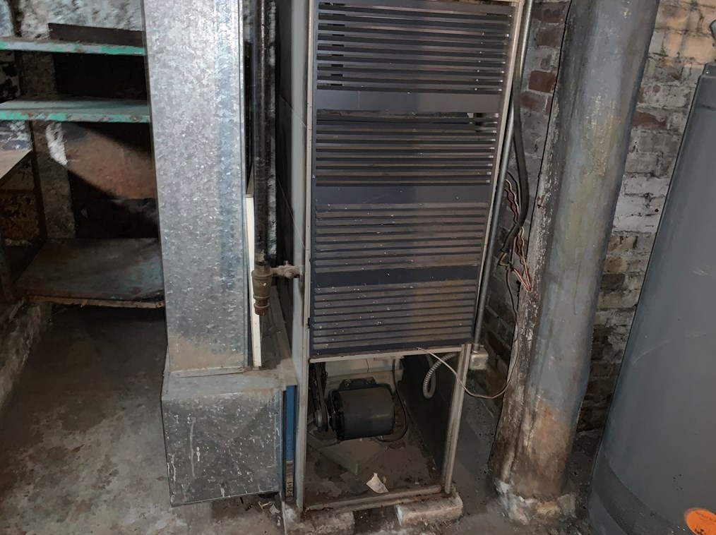 307 Colburn St, Dedham MA 02026-2331 exterior