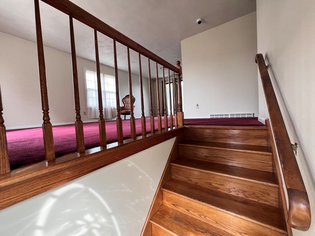 36 Grant St, Dartmouth MA  02748-1626 exterior