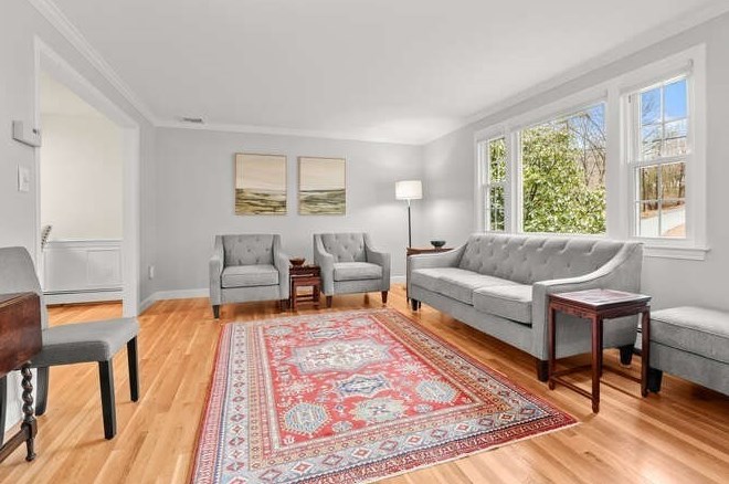 3 Summit Rd, Southborough, MA 01772-1739