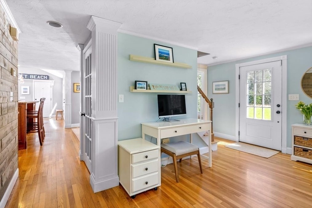 28 Christina Ct, Duxbury MA 02332-3619 exterior