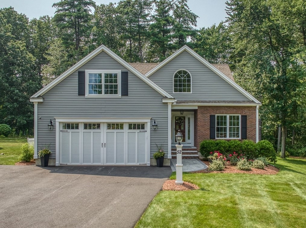 52 Mary Catherine Dr, North Lancaster, MA 01523