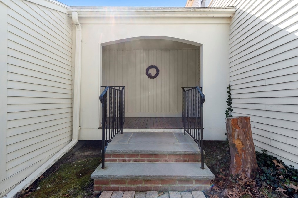 600 High Rock St, Needham, MA 02492