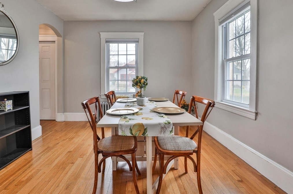 26 Bella Vista Ave, Mansfield MA  02048-1307 exterior