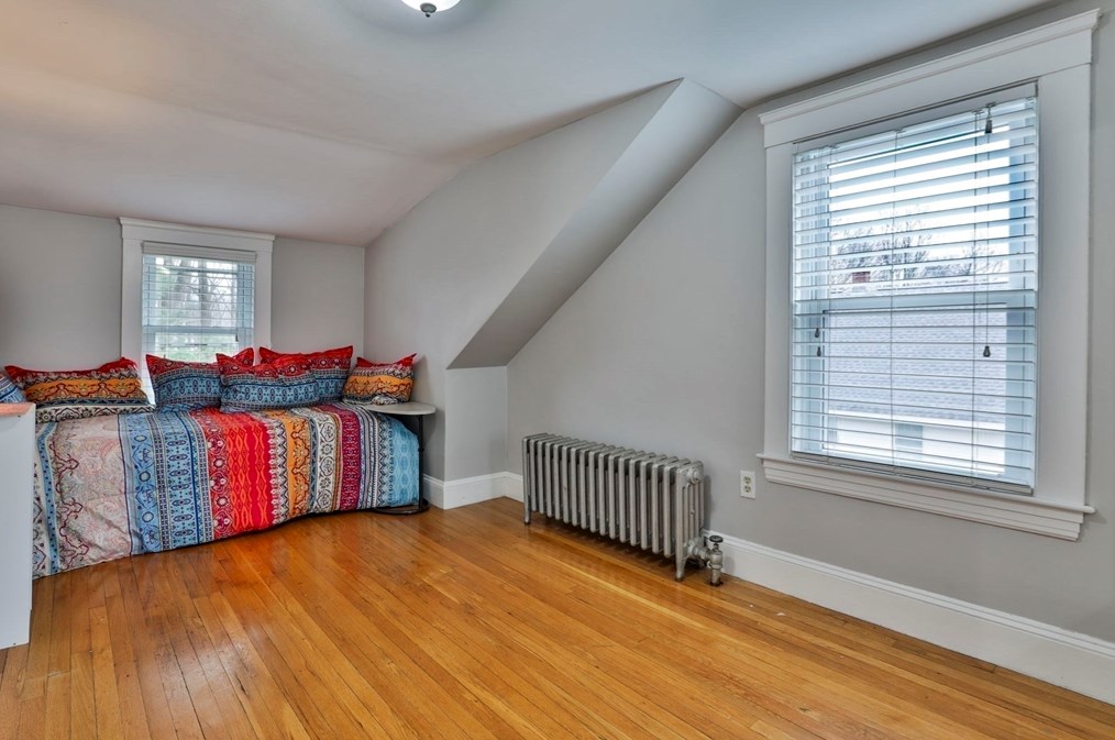 26 Bella Vista Ave, Mansfield MA  02048-1307 exterior