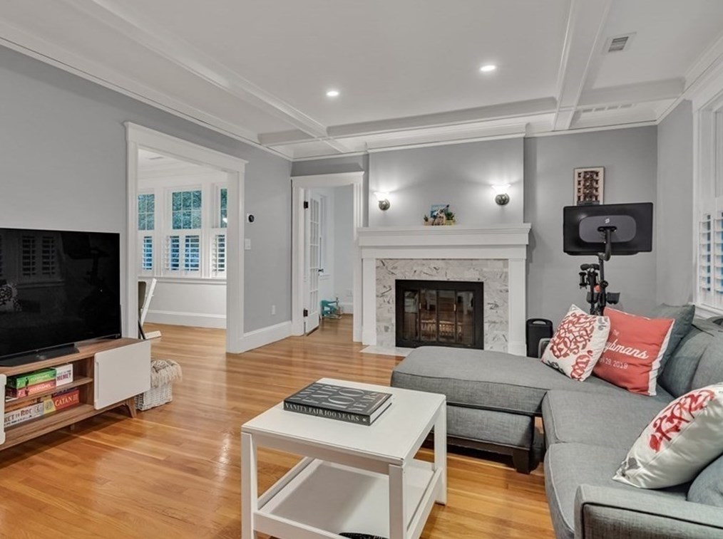 118 Griggs Rd Unit 2, Brookline, MA