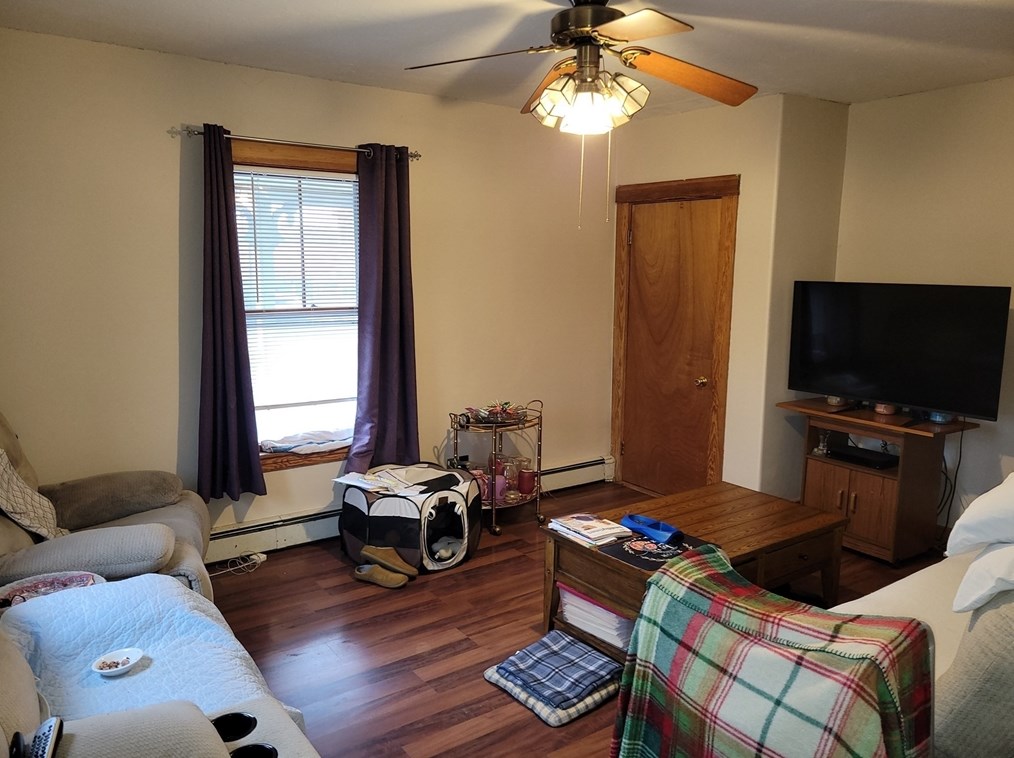 10 Hartley St, Webster MA  01570-1626 exterior