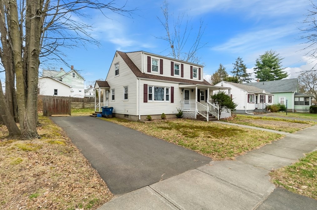 90 Worthy Ave, West Springfield, MA 01089