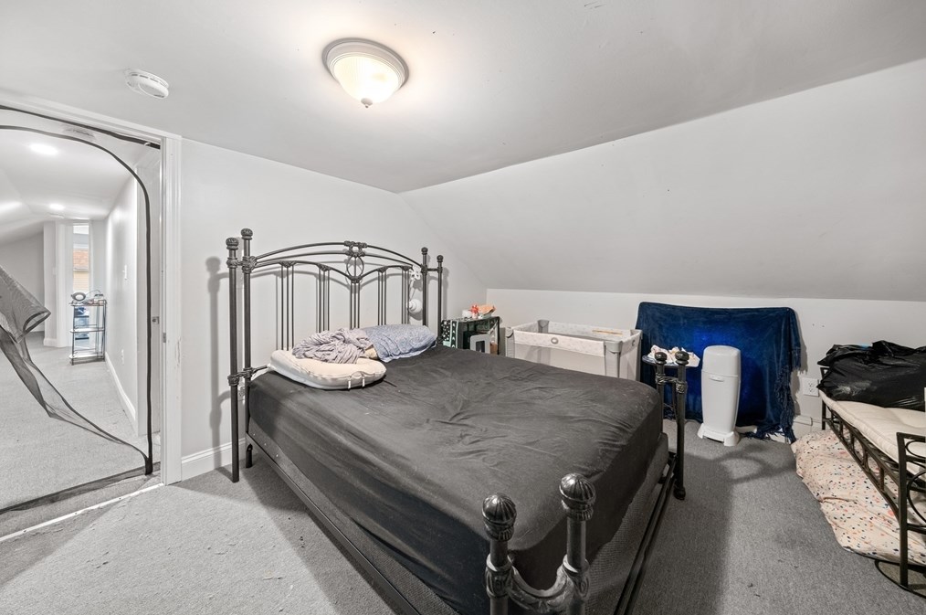 235 Chancery St, New Bedford MA 02740-3447 exterior