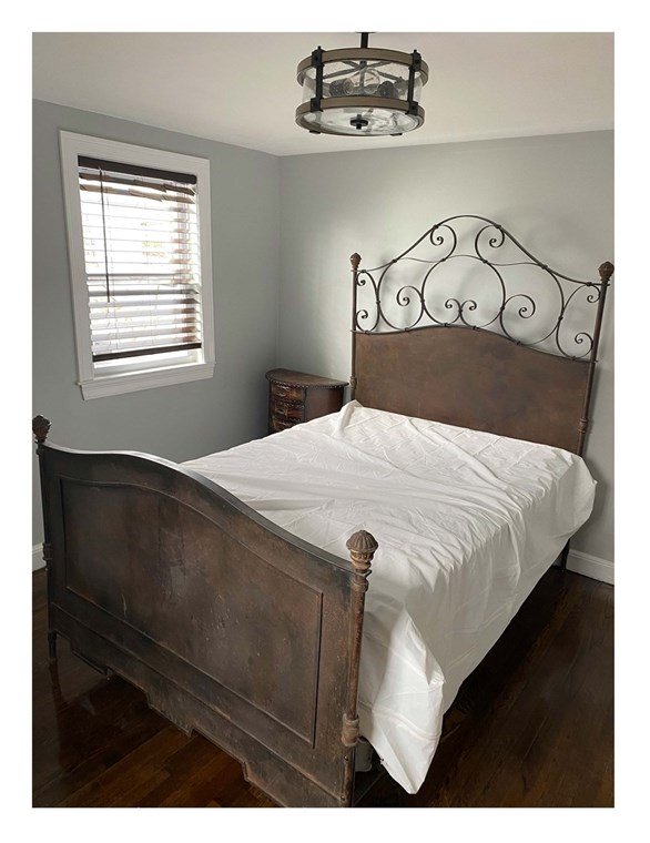 34 Seminole St, Boston MA  02136-6224 exterior