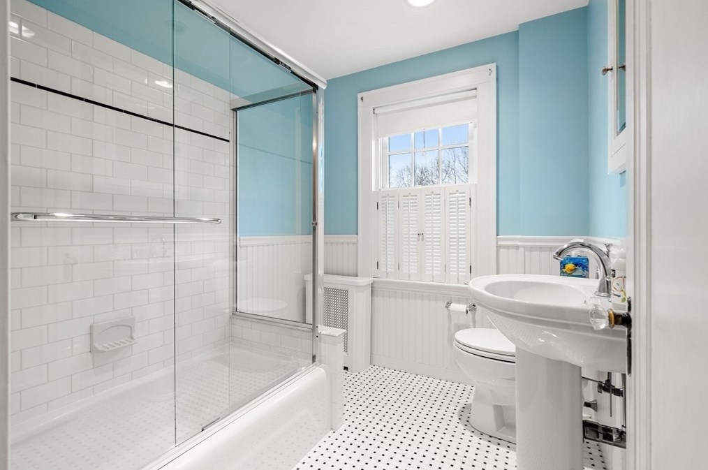 16 Corning St, Beverly MA  01915-3608 exterior