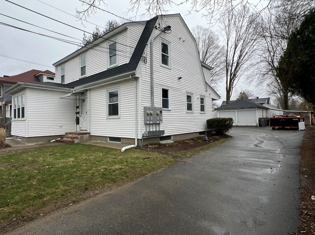 29 Newton Pl, Framingham, MA 01702 exterior