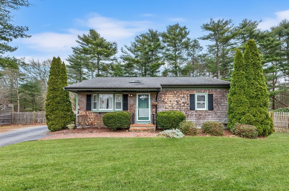 9 Frank Cutler Dr, Wareham, MA 02571 exterior