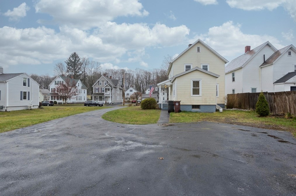 19 Harrison Ave, Montgomery MA  01085-4211 exterior