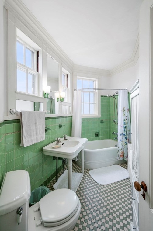 279 Nahant Rd, Nahant MA 01908-1341 exterior