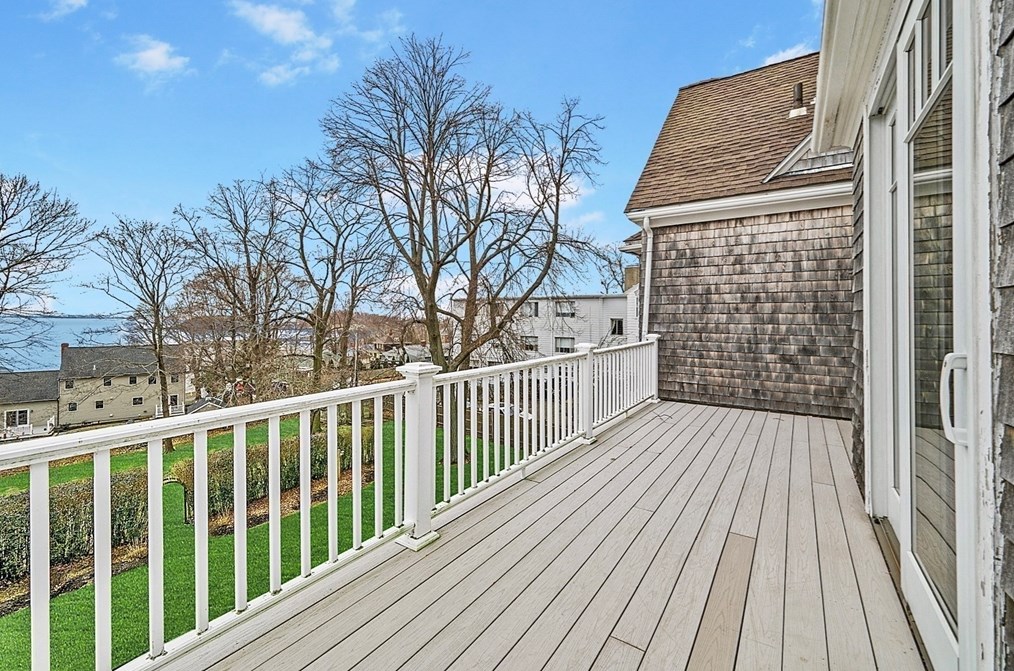 279 Nahant Rd, Nahant MA 01908-1341 exterior