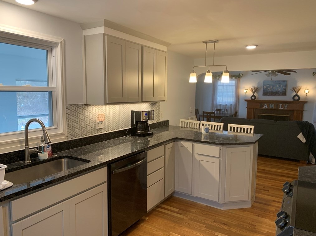 59 Champlain St, Dracut MA  01826-3946 exterior