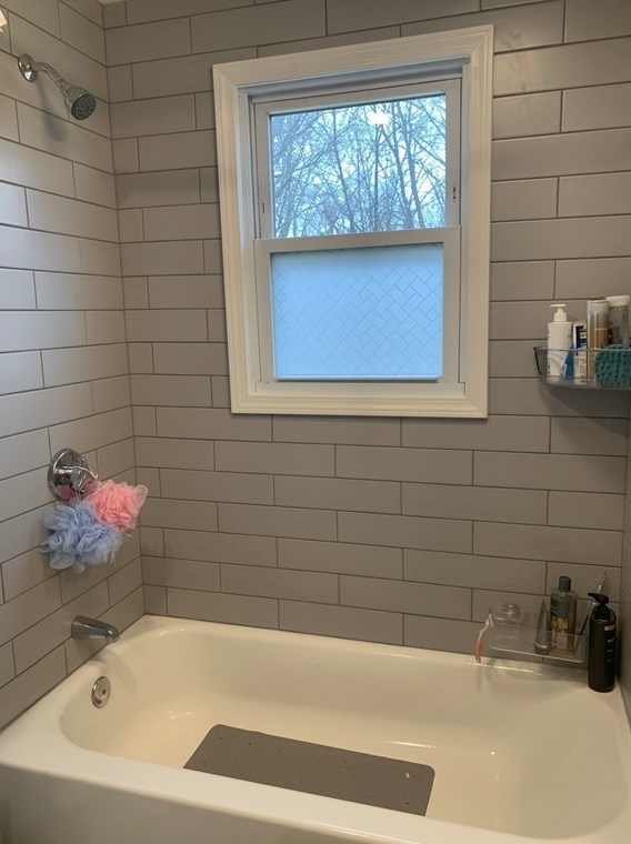 59 Champlain St, Dracut MA  01826-3946 exterior