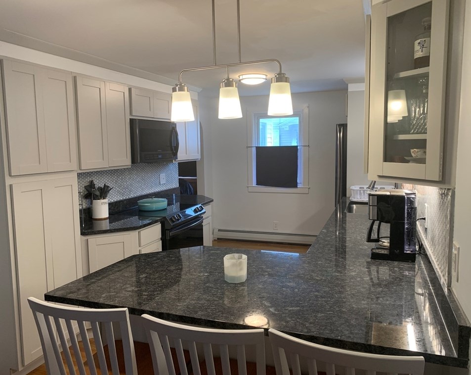 59 Champlain St, Dracut MA  01826-3946 exterior