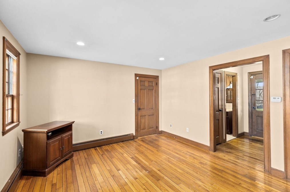 12 Pinegrove Rd, Hingham, MA 02043 exterior