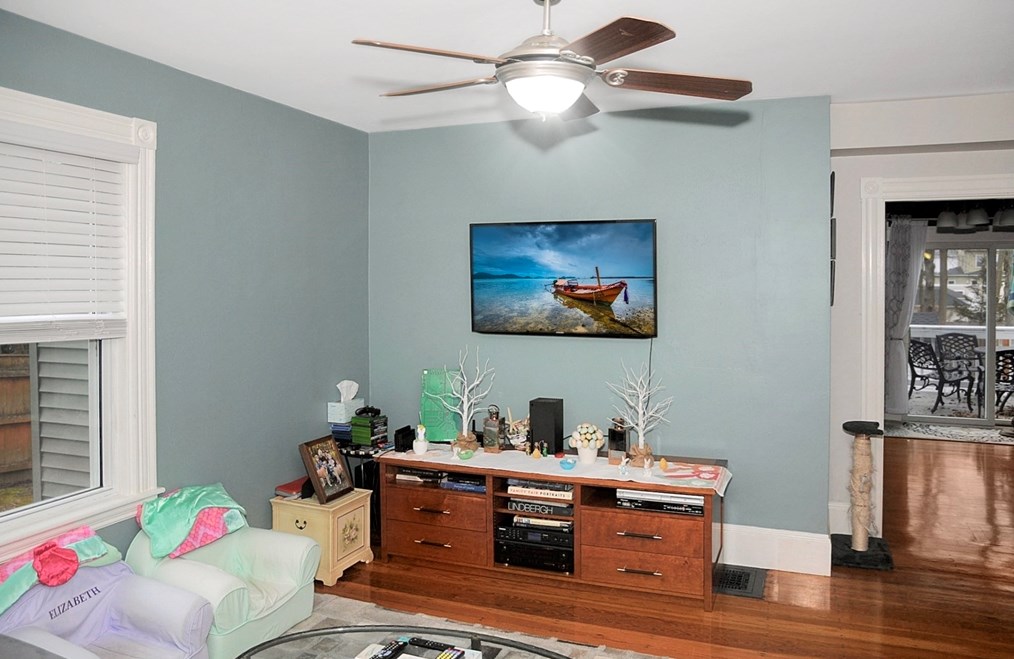 637 Canton Ave #637, Milton, MA 02186