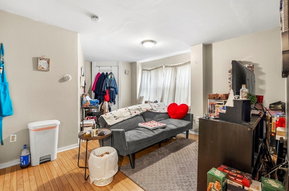 42 Hbr St, Salem MA 01970-5039 exterior