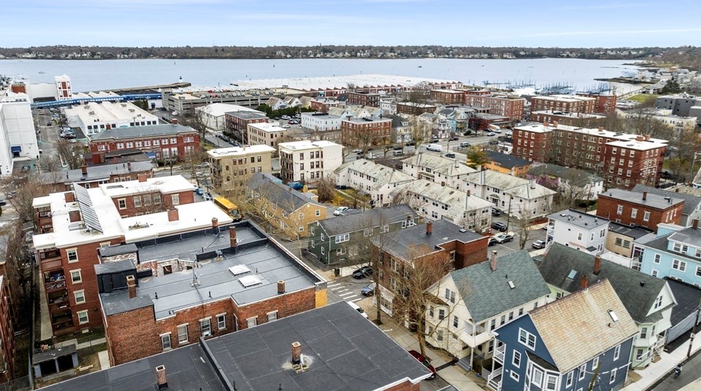 42 Hbr St, Salem MA 01970-5039 exterior