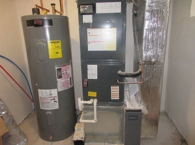 22 Berlin Ave, Milton MA 02186-5103 exterior