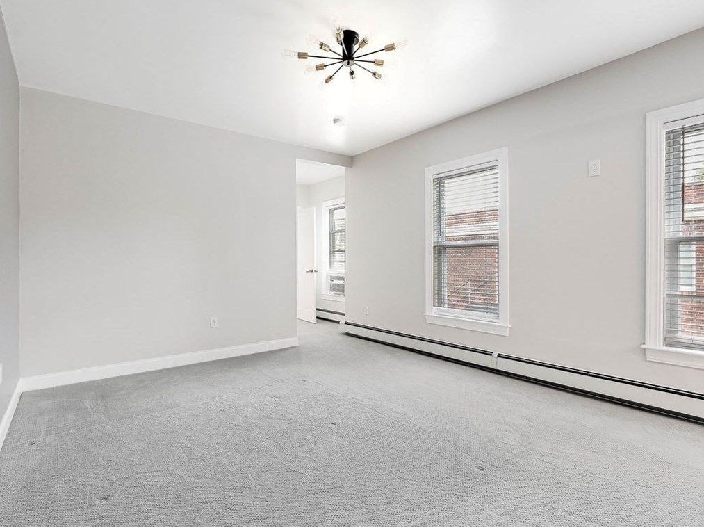 12 Marshall St, Watertown MA 02472-4739 exterior