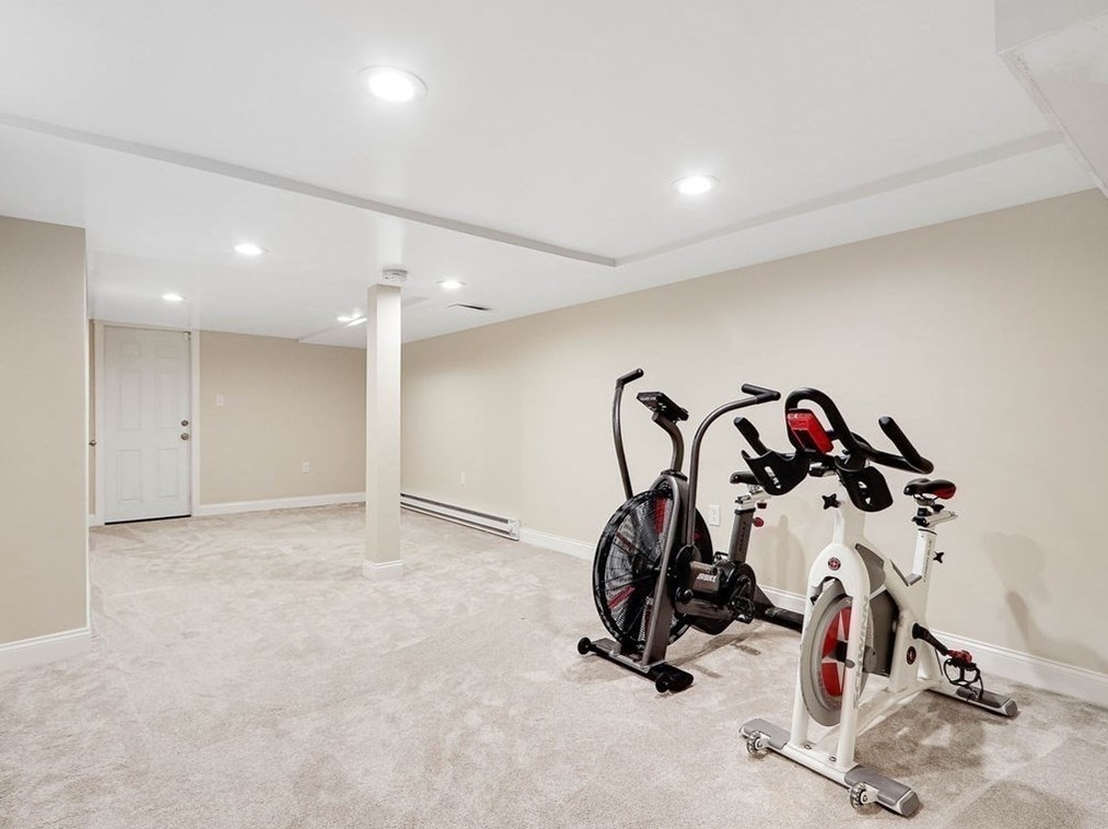 12 Marshall St, Watertown MA 02472-4739 exterior