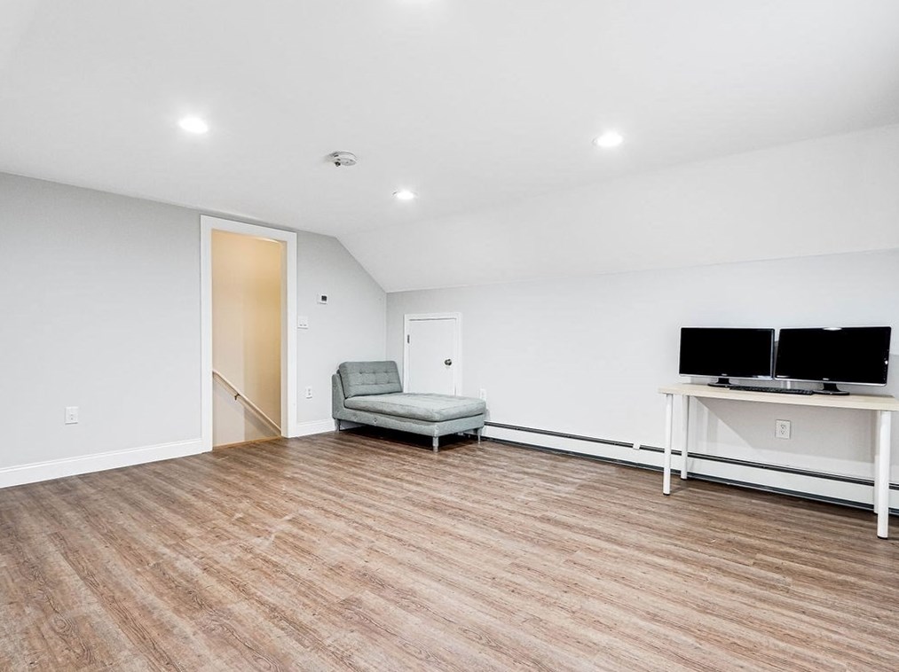 12 Marshall St, Watertown MA 02472-4739 exterior