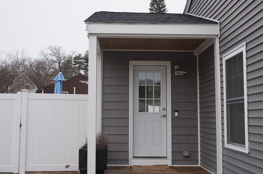 900 Old Shawsheen St, Tewksbury, MA 01876