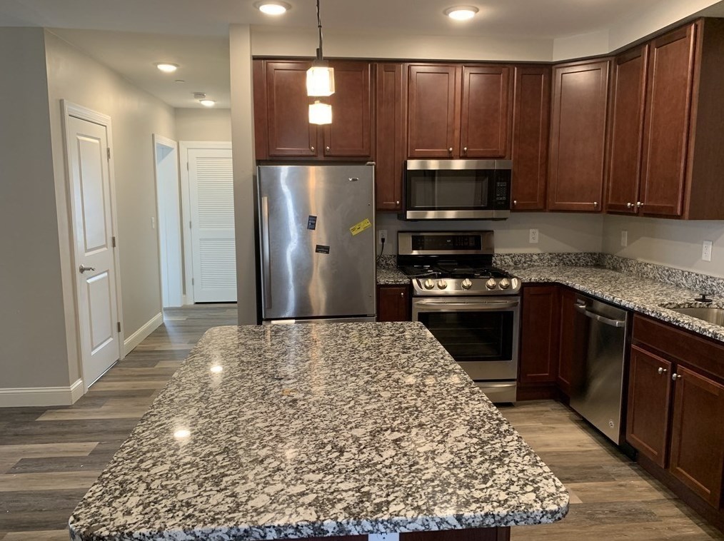 40 Ames Ave #202, Canton, MA 02021