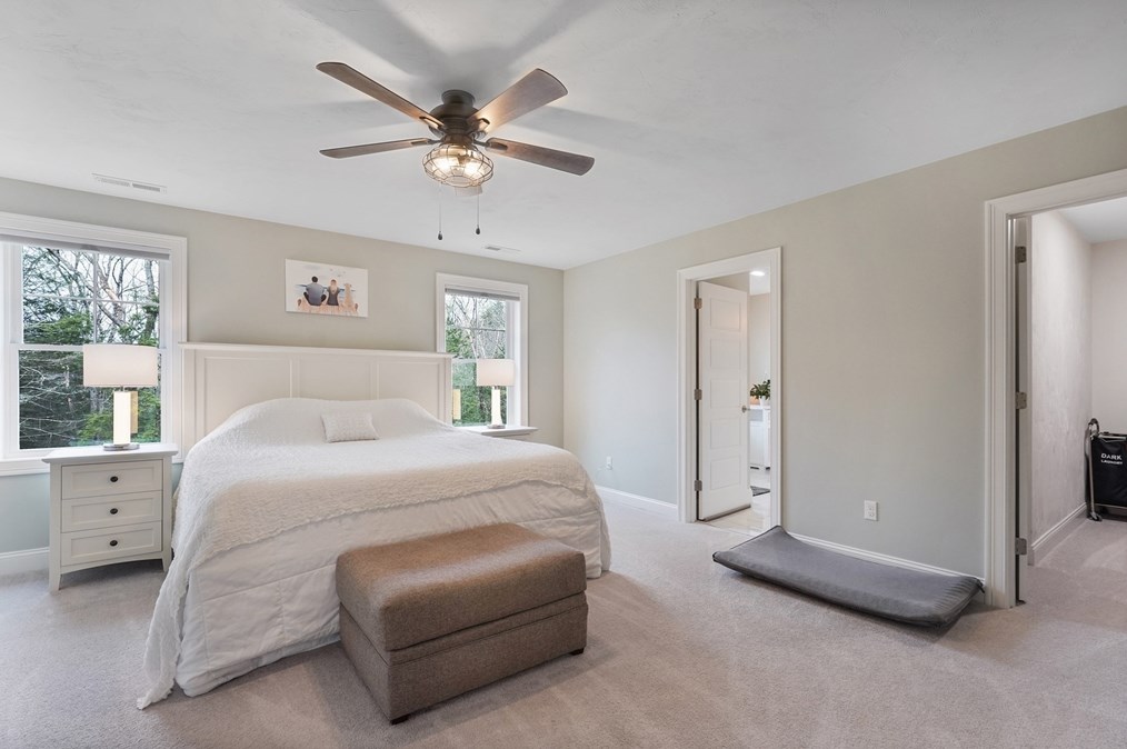 61 New Boston Rd, Sturbridge MA  01566-1334 exterior