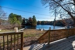 24 Tucker Ln, Sutton MA  01590-1622 exterior