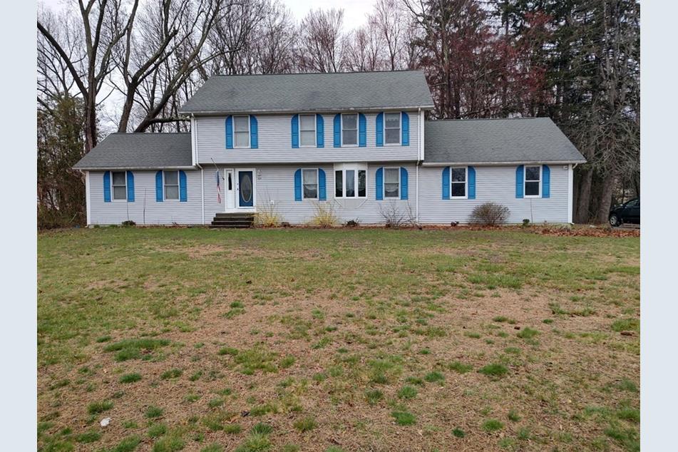 364 South St, Agawam, MA 01001 - MLS 73220904 - Coldwell Banker