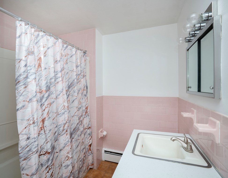 2278 County St, Taunton MA 02780-3509 exterior