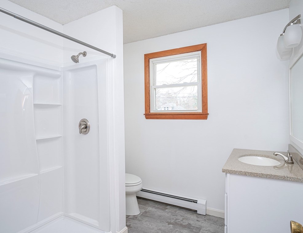 2278 County St, Taunton MA 02780-3509 exterior