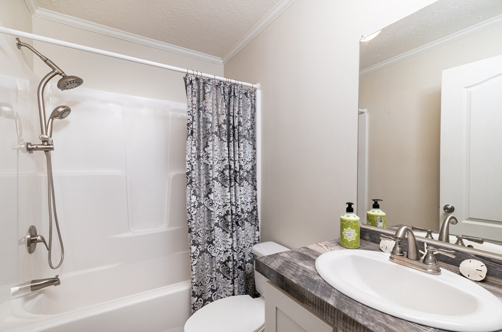 51 Willow Bend Blvd, Plymouth MA  02360-4698 exterior