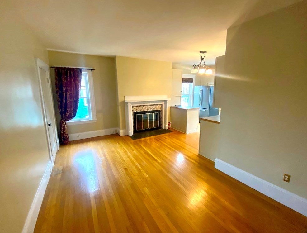 15 Lafayette St Apt D, Wakefield, MA