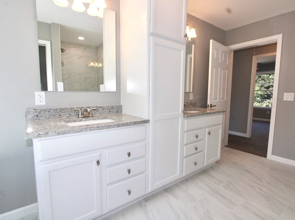 24 Apthorp St, Worcester MA  01606-1101 exterior